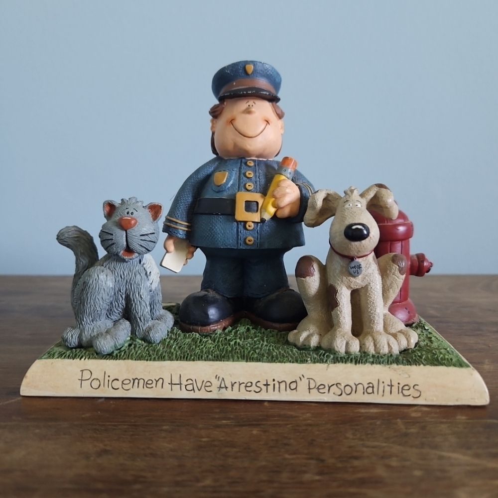 VTG 2001 Center Street Design Policemen Have Arrestina Kristin Cook 1st Edition